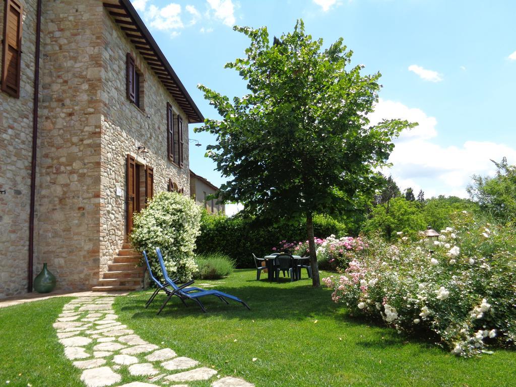 Agriturismo La Torraccia 토티 외부 사진