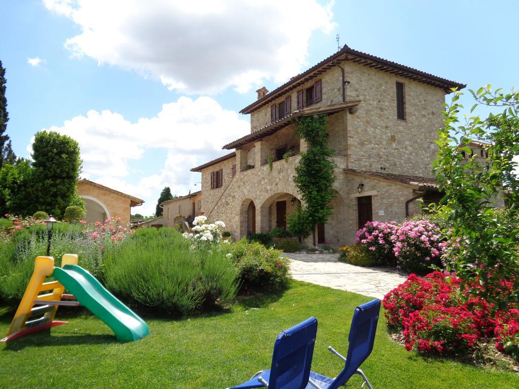 Agriturismo La Torraccia 토티 외부 사진